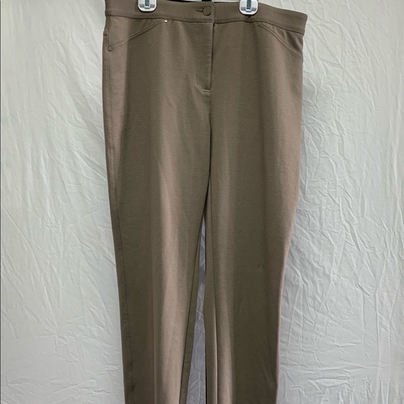 Chico’s 2 zip front stretch pants in khaki tan EUC - Picture 1 of 8